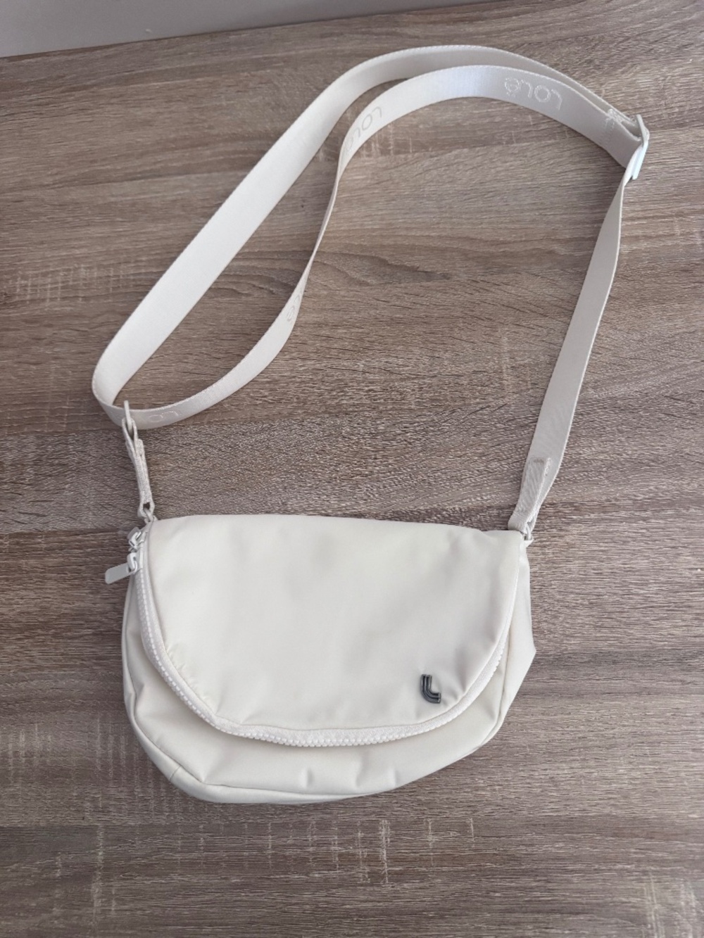 LOLE white crossbody bag